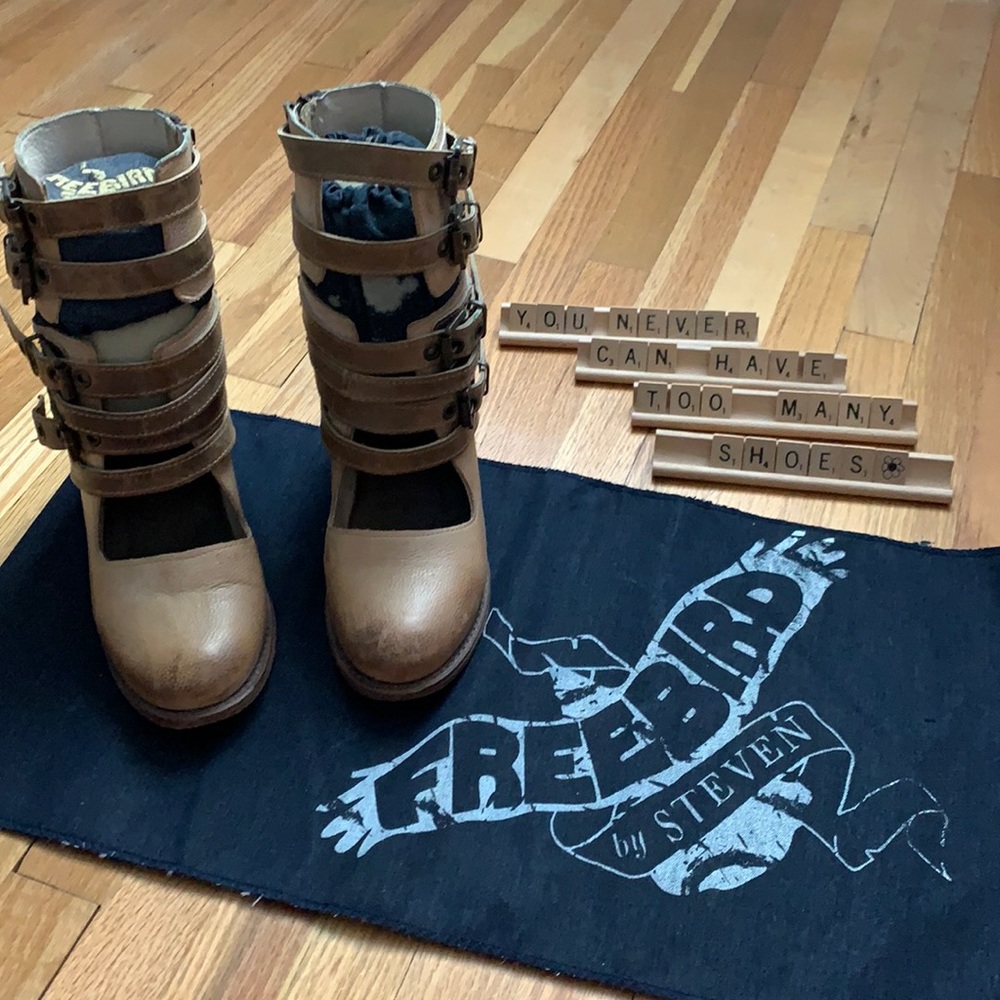 Freebird clover taupe